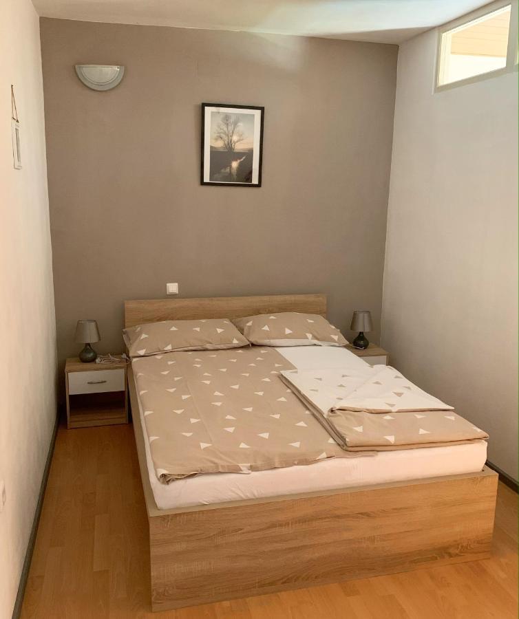 פודצ'טרטק Apartmaji In Sobe Kocjancic מראה חיצוני תמונה